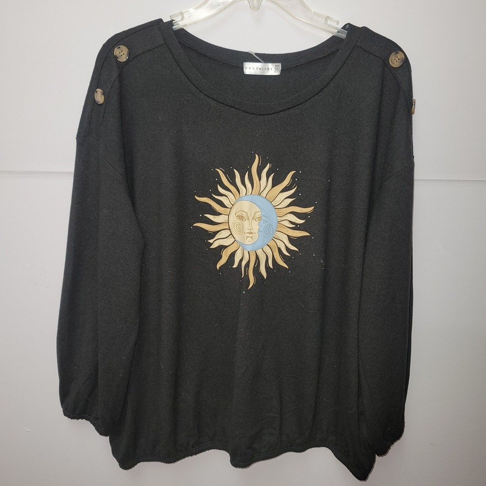 Retrology Graphic Top Women M Black Sun Moon Celestial Button Accent Goth Witchy
